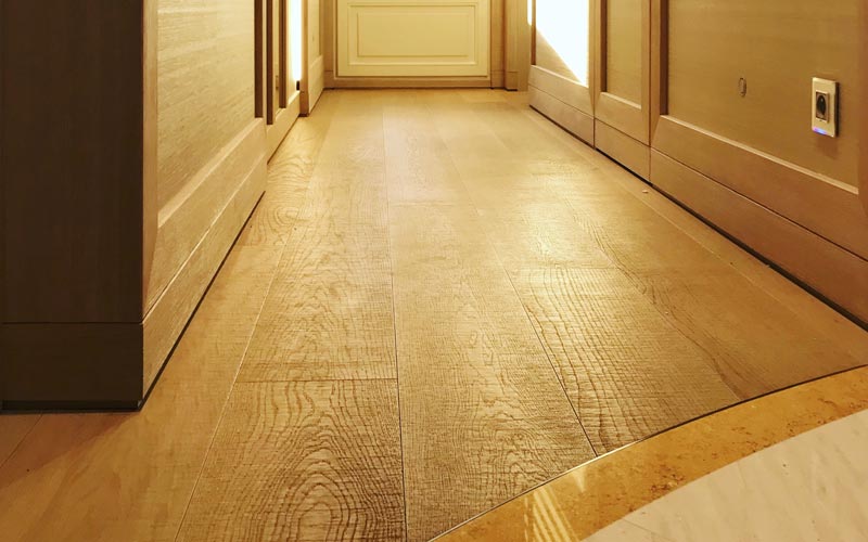 La Parqueterie Tanneau, Cagnes, parquet inox ajustage cintré
